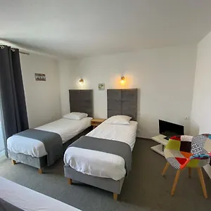 Hotel Les Tilleuls De Pareloup à, Salles-Curan